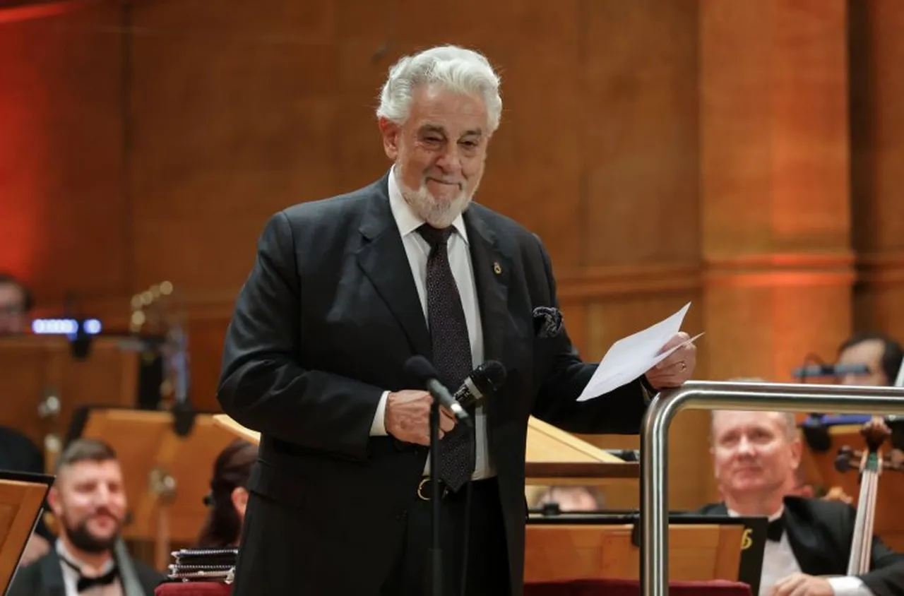 Пласидо Доминго връчи наградите на "Опералия" в София