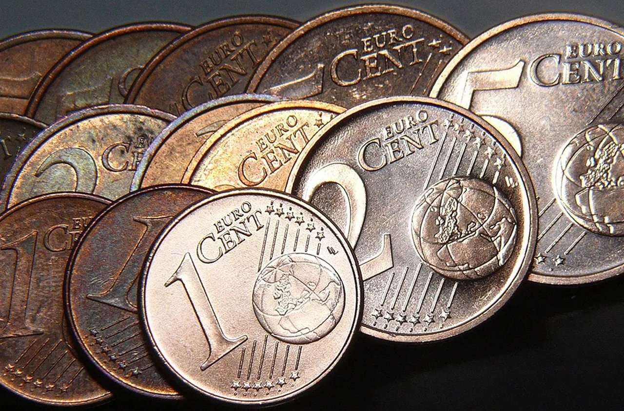 Събраха милион жълти стотинки за вибрафон в училище