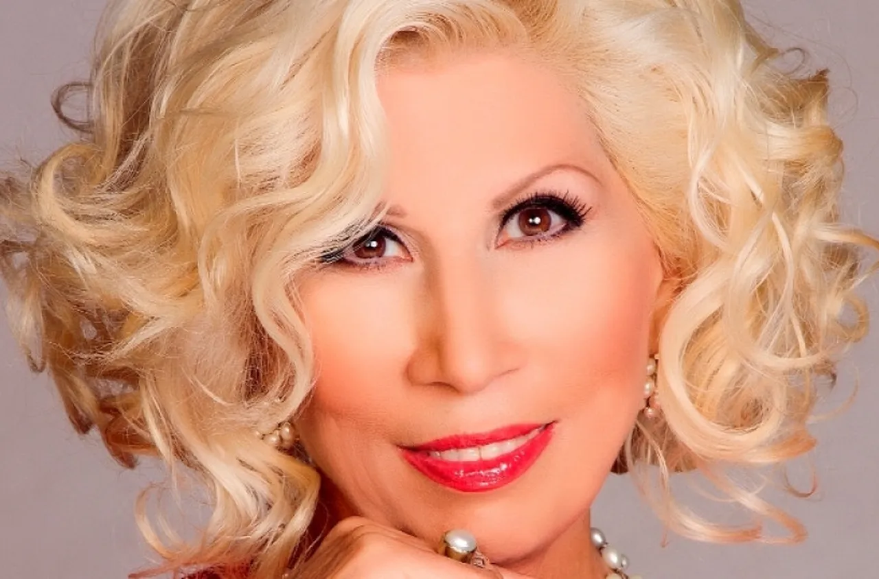 Силвия Кацарова празнува рожден ден