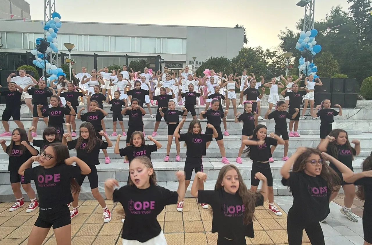Танц, музика и емоции на концерта "Summer Vibes“ в Сандански