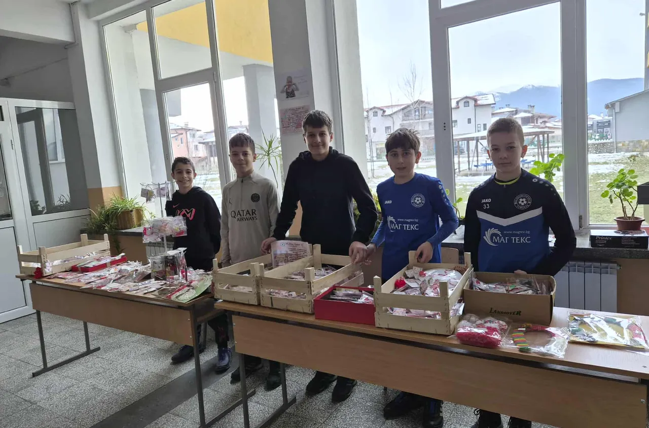 Самоков подкрепи онкоболни деца с "Мартеничка с кауза"