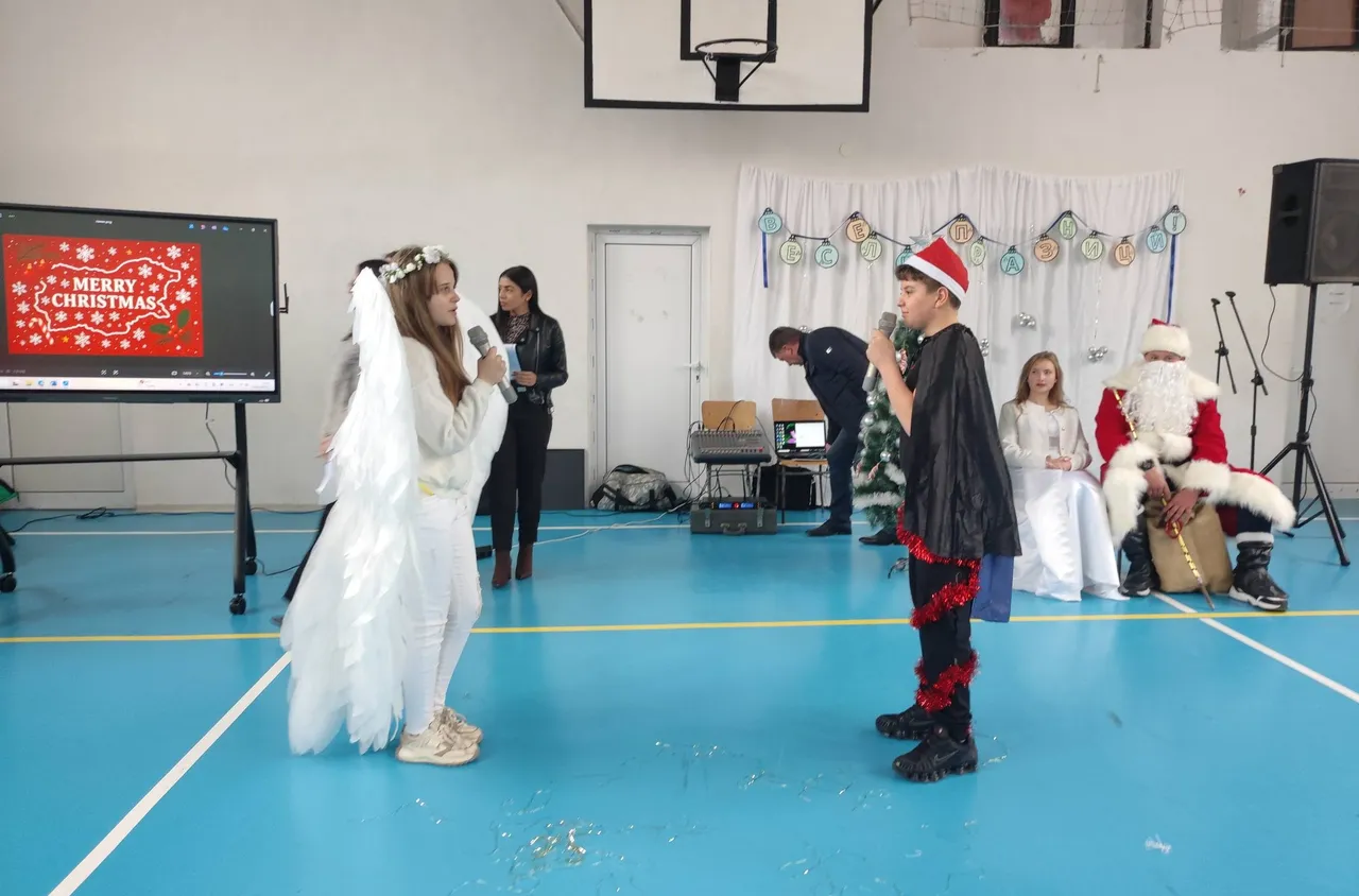 Интерактивно коледно тържество в Сатовча