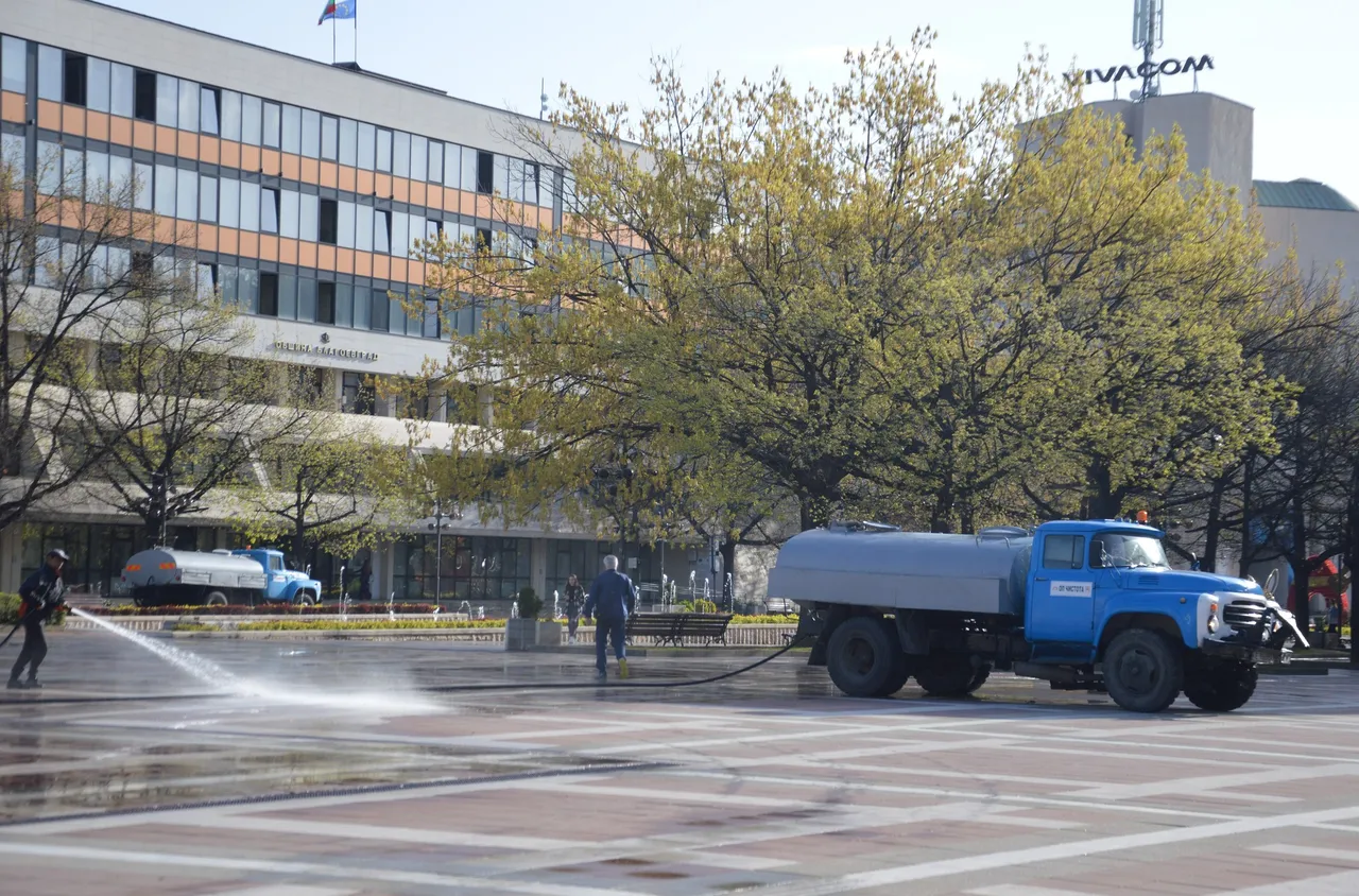 Пролетно почистване в централната част на Благоевград