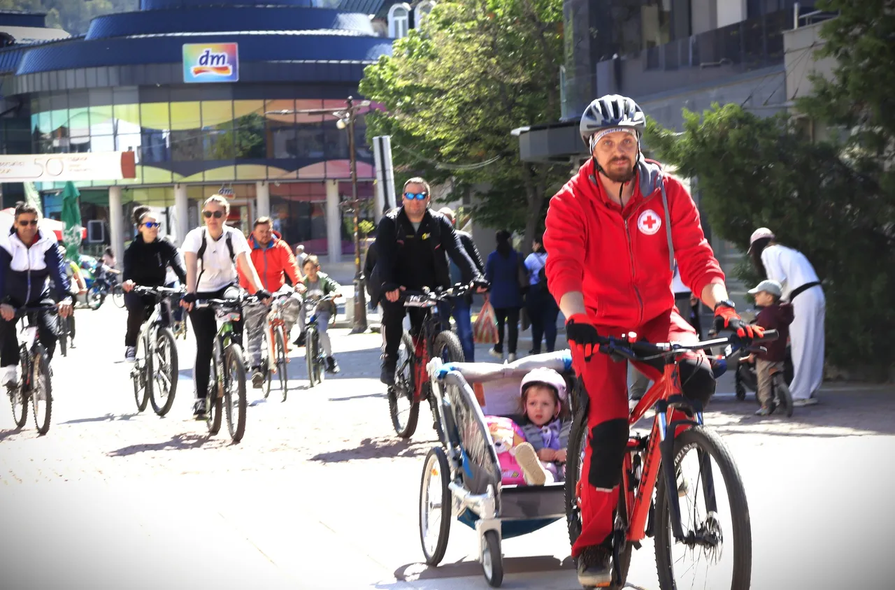 Над 200 велосипедисти се включиха в "Благоевград на две колела"