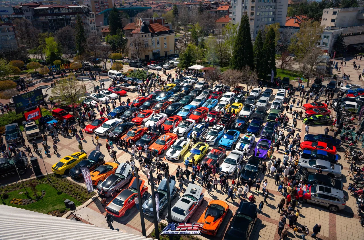 Автопарад с над 150 американски коли открива сезона в Дупница