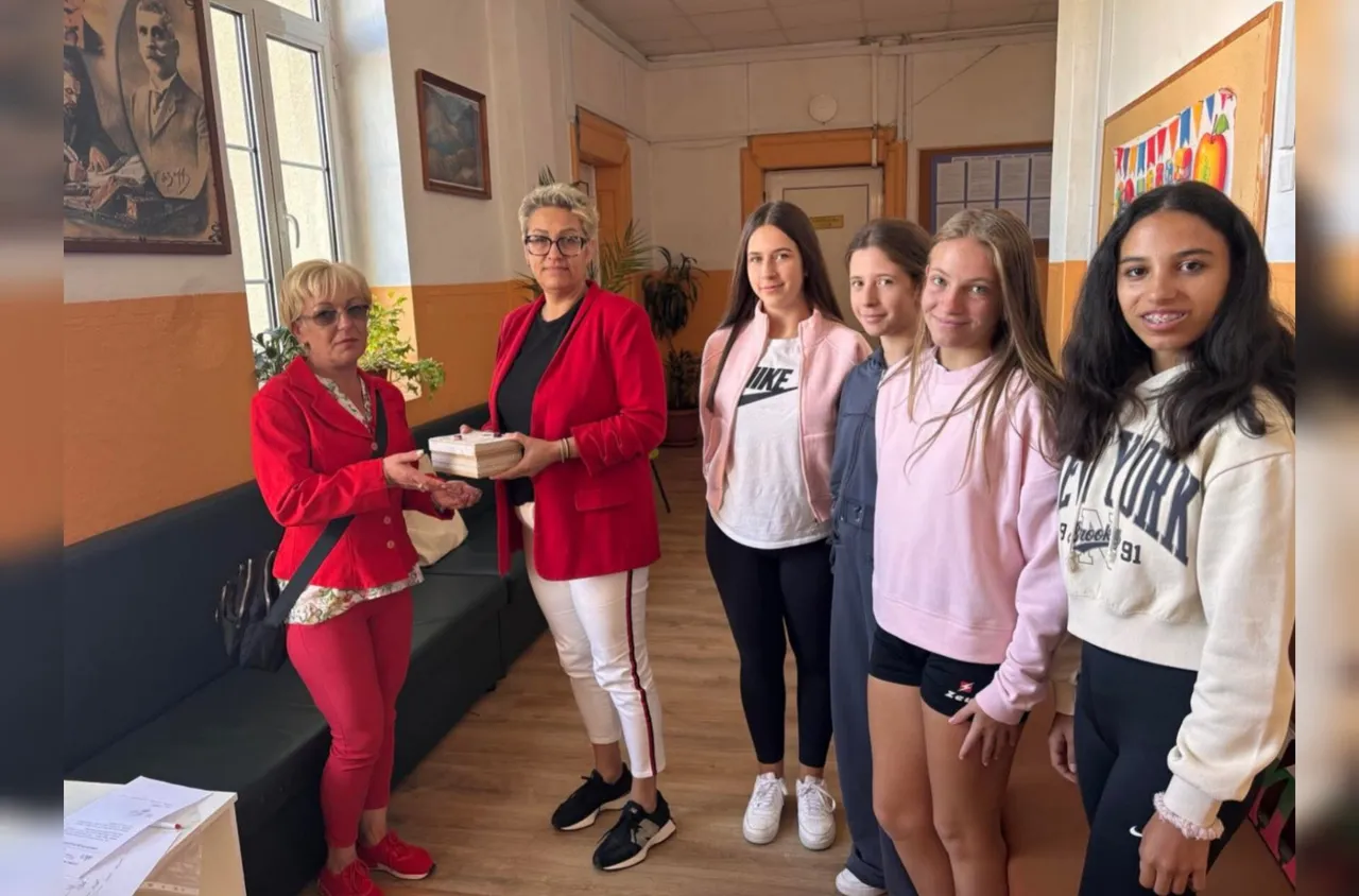 "Подари надежда вместо цвете" в Самоков събра над 3000 лв.