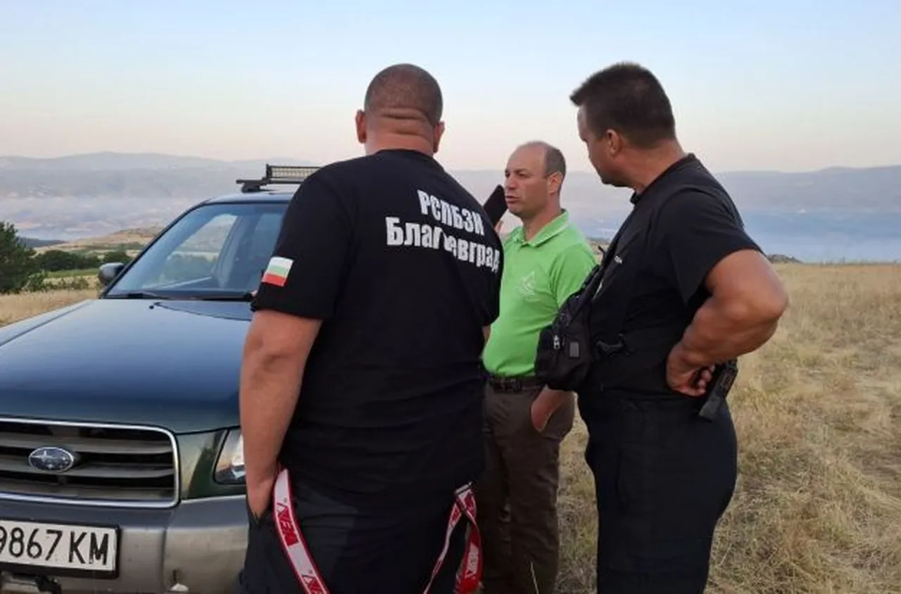 Пожарът в Илинденци се разраства