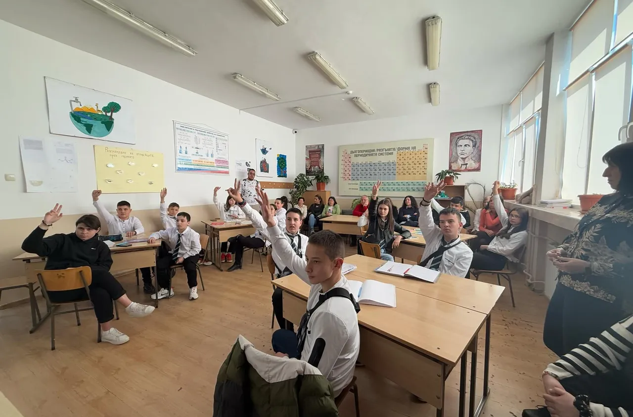 Интердисциплинарен урок проведоха в Седмицата на отворените врати в СУ-Хаджидимово