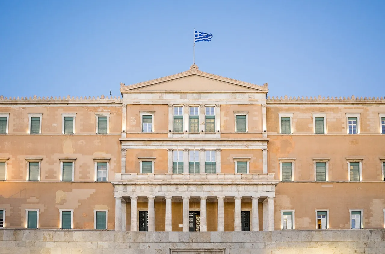 Четиридневен национален траур в Гърция в памет на Костас Симитис