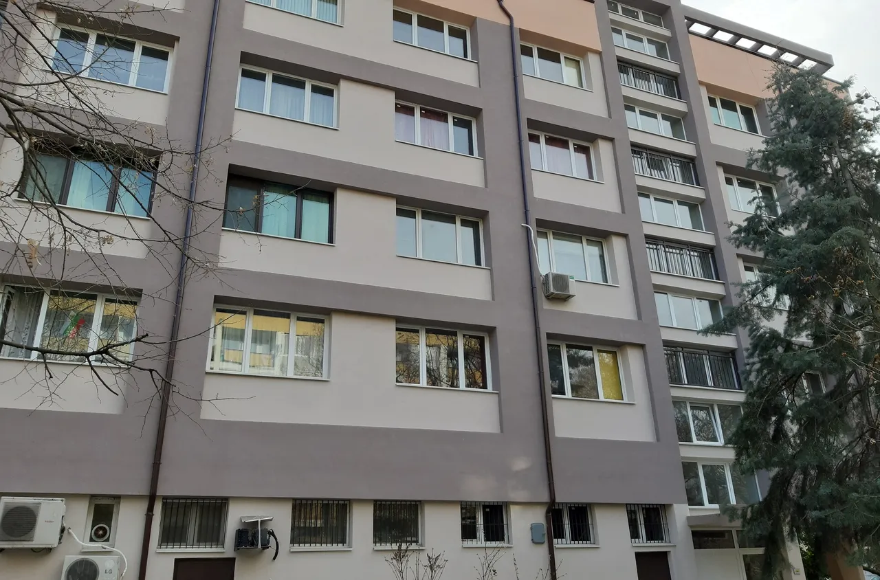 Санират четири многофамилни жилищни сгради в Гоце Делчев