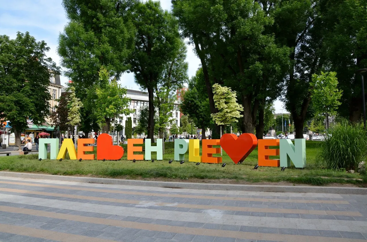 Протестиращи в Плевен блокираха пътя за София заради смъртта на Сияна