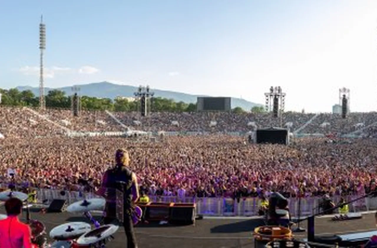 40 000 души пяха с Guns n' Roses на стадион "Васил Левски"