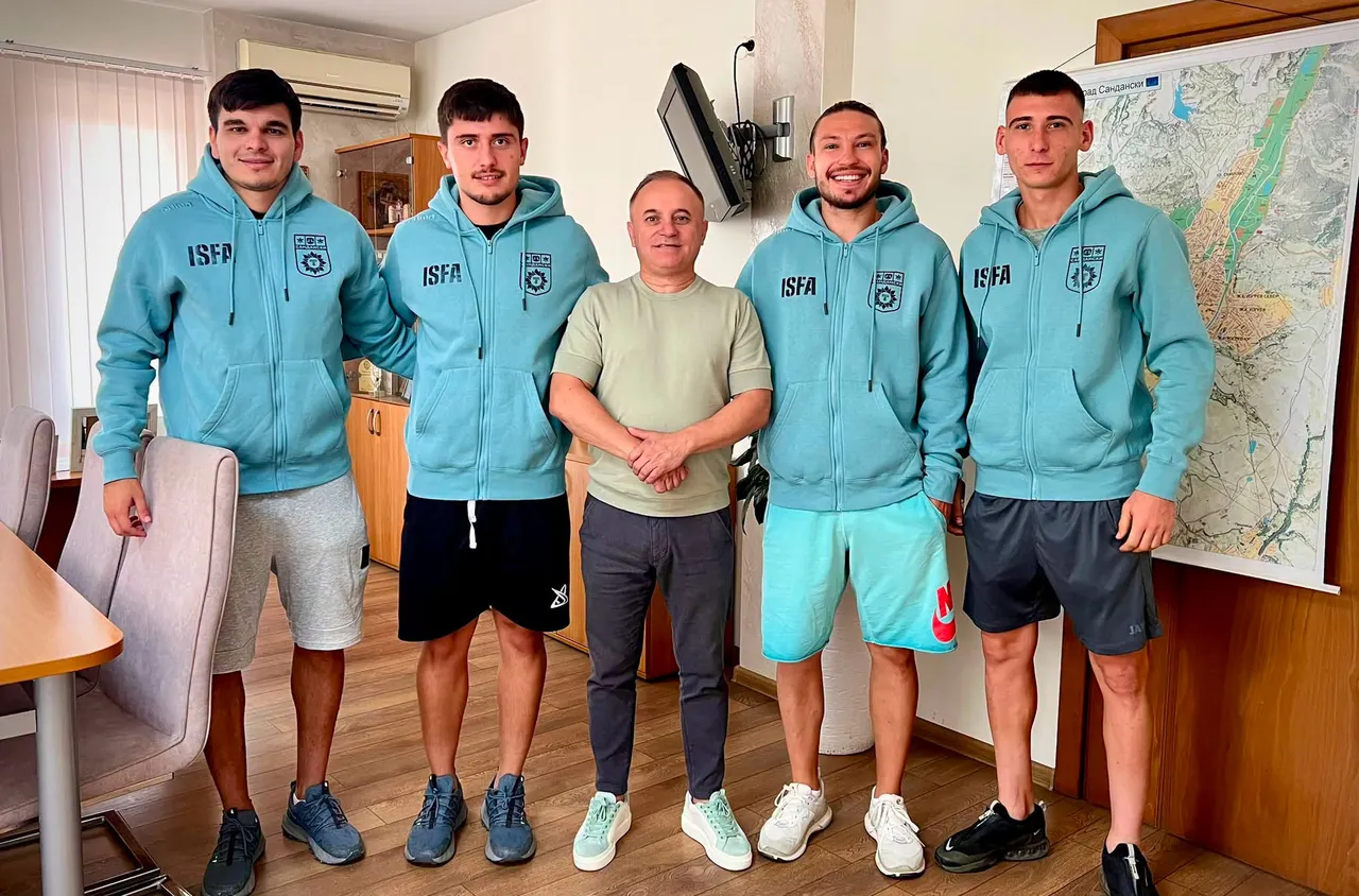 The Dogs Sandanski представят България на Световното първенство по стрийт футбол 3х3