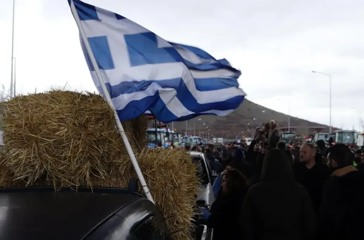 Стачките в Гърция продължават