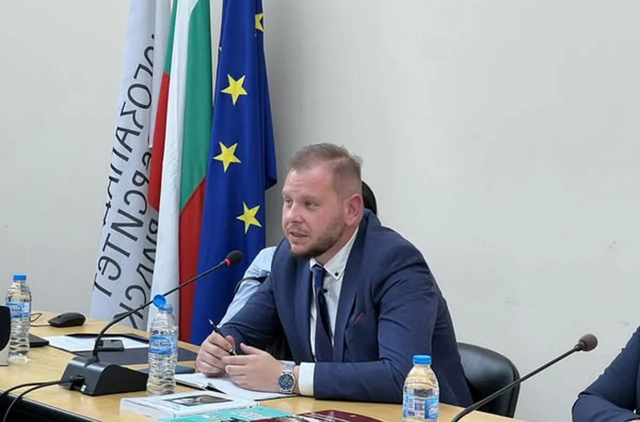 Заместник-министърът на младежта и спорта с публична лекция в ЮЗУ