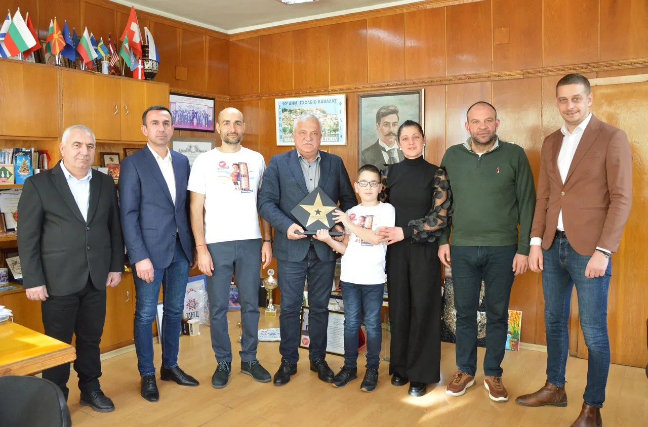 Почетният знак на Гоце Делчев за победителя в "България търси талант"