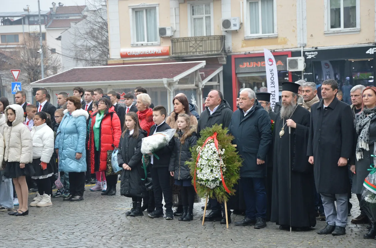 Гоце Делчев отбеляза 154 години от рождението на своя патрон