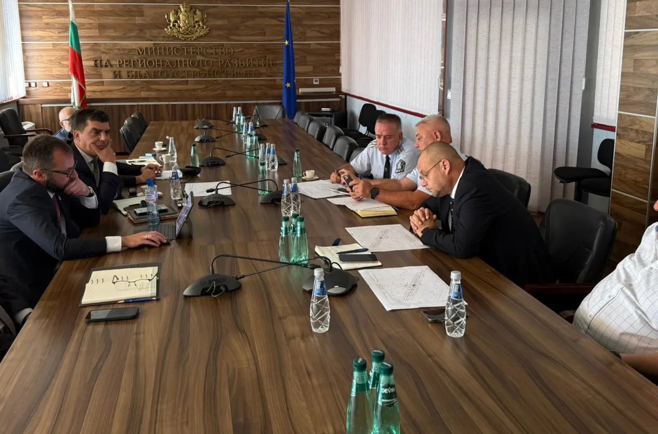 Нови мерки за движението в Кресна за летния сезон