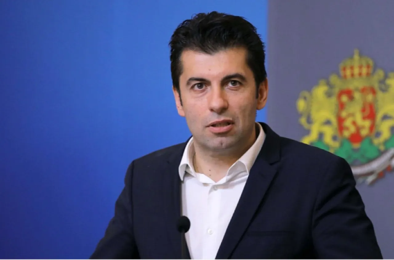 Кирил Петков поиска оставките на Лорер и Божанков