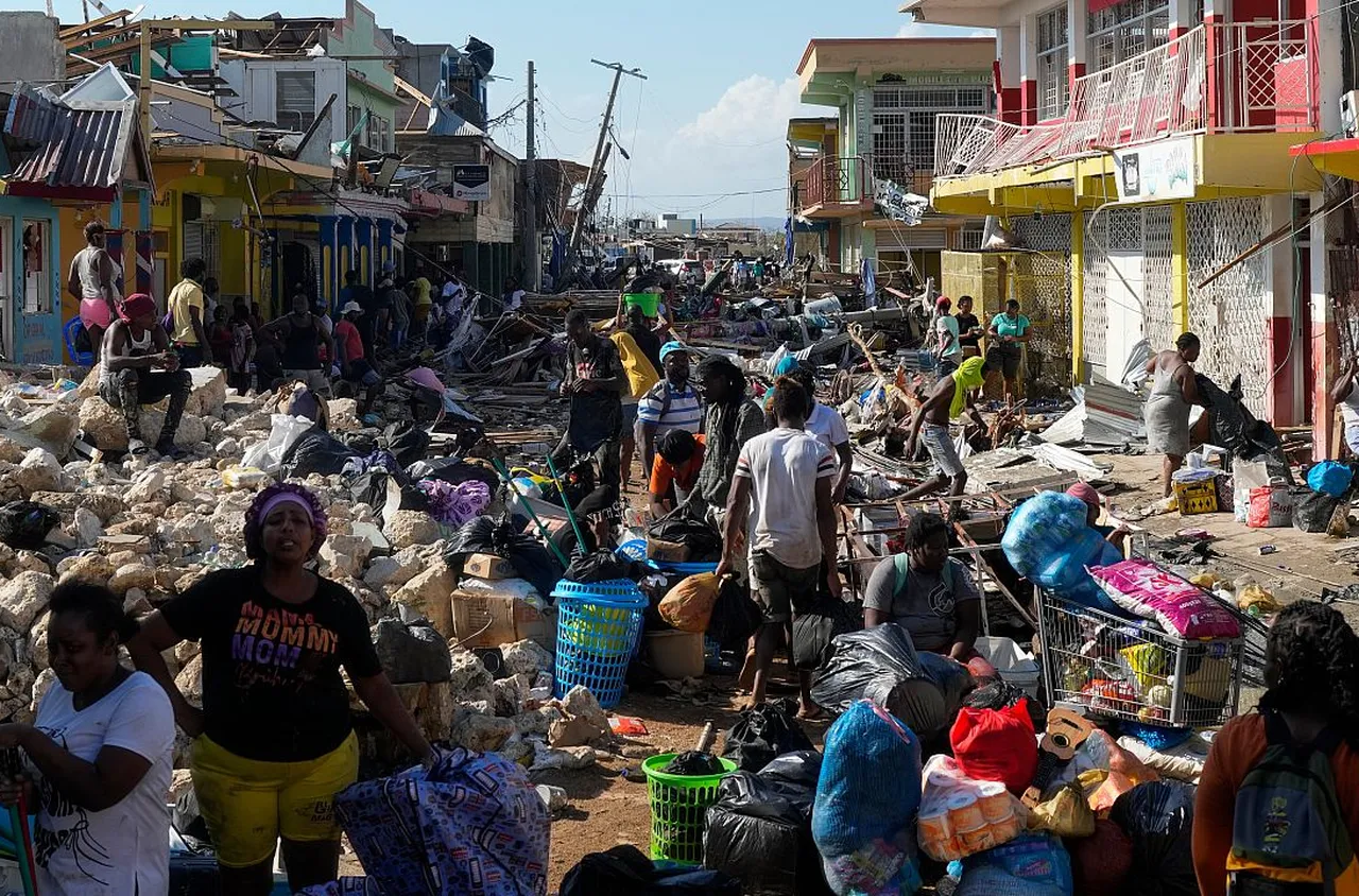 "Мелиса" опустоши Карибите – десетки жертви и щети за милиарди