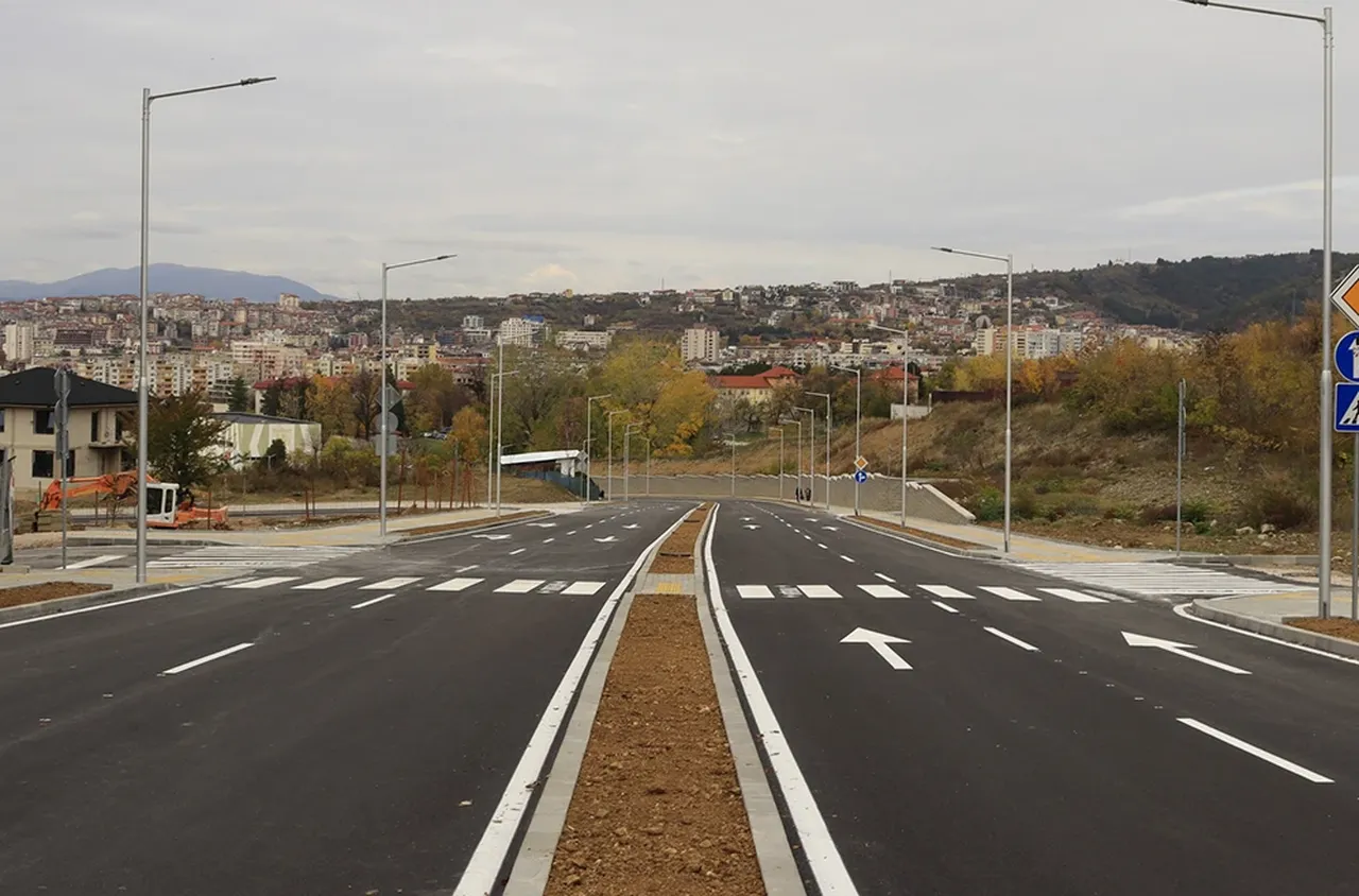 Пуснаха движението по новия булевард "Леон Ламуш" в Благоевград