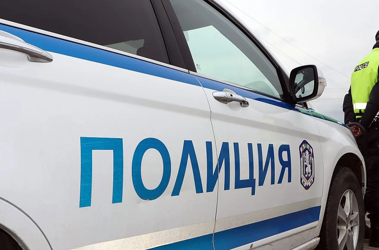 Задържаха двама в Кресна и Благоевград с наркотици