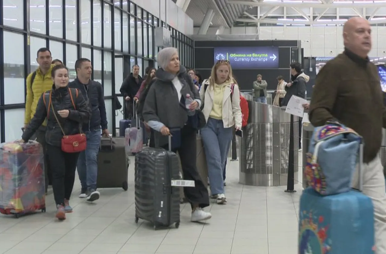 Още 180 български туристи се прибираха от Близкия изток