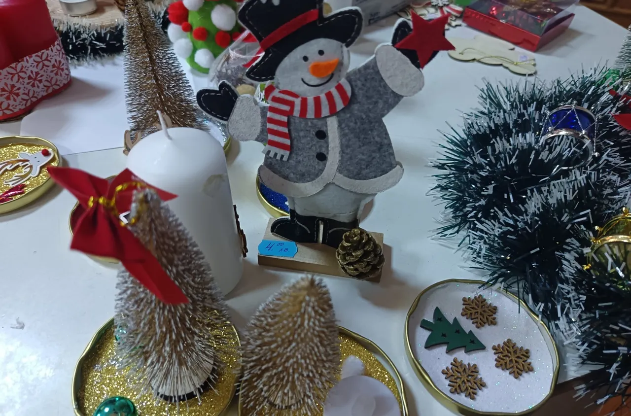 Празничен дух и коледни таланти в ОУ "Аверкий Попстоянов“