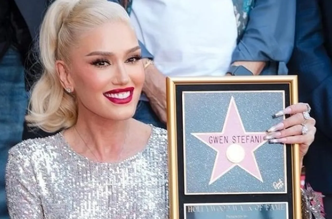 Гуен Стефани на 56 г.