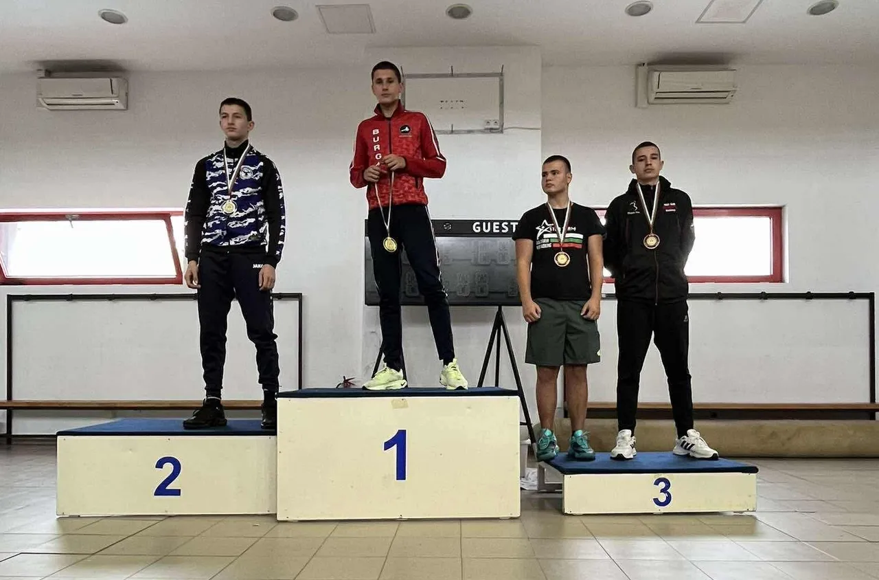 Три медала от Държавното първенство по кикбокс за бойците от Банско