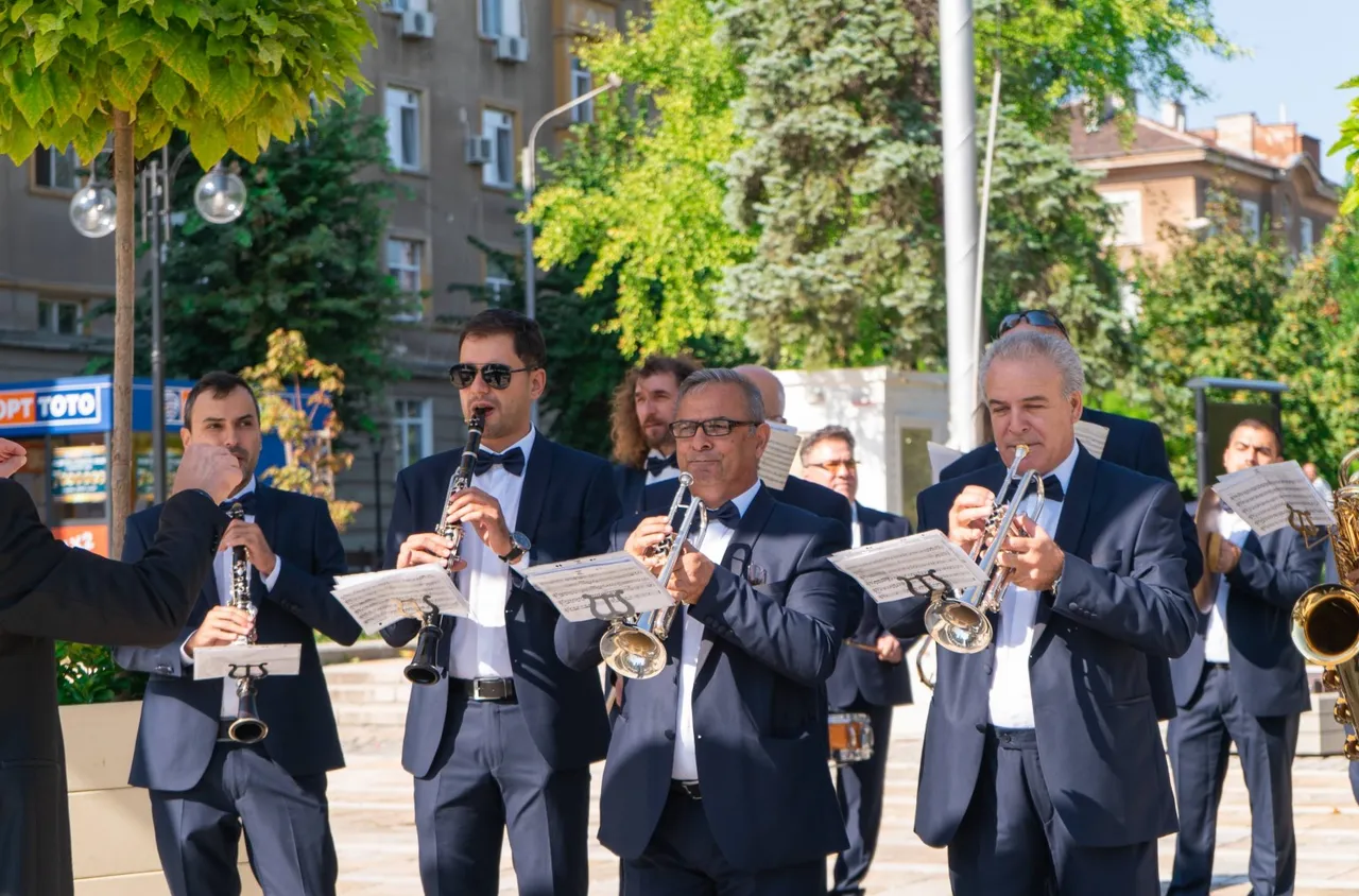 Богата музикална програма през есенните месеци в Димитровград