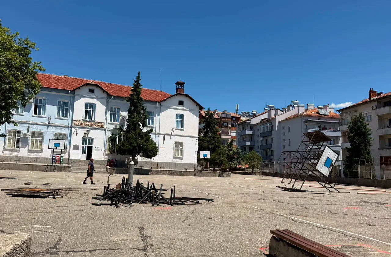 Започва основен ремонт на спортната площадка в Първо ОУ в Сандански