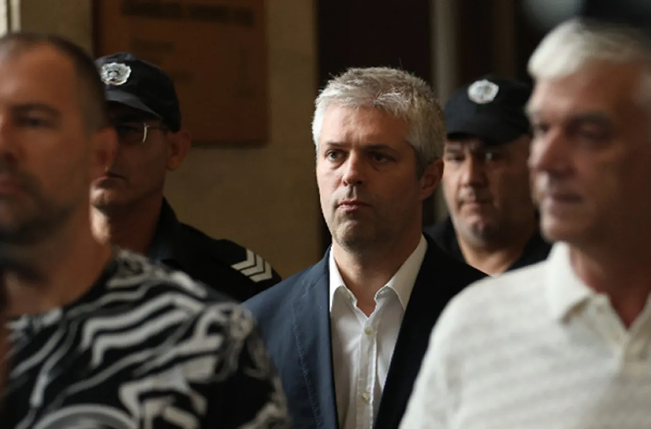 Съдът остави в ареста кмета на Варна Благомир Коцев