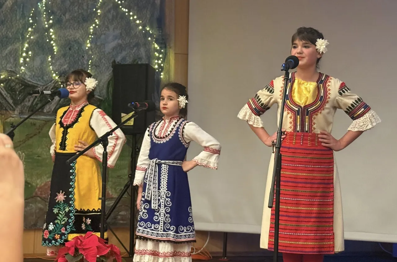 Читалището в с. Горни Окол отбеляза своя вековен юбилей