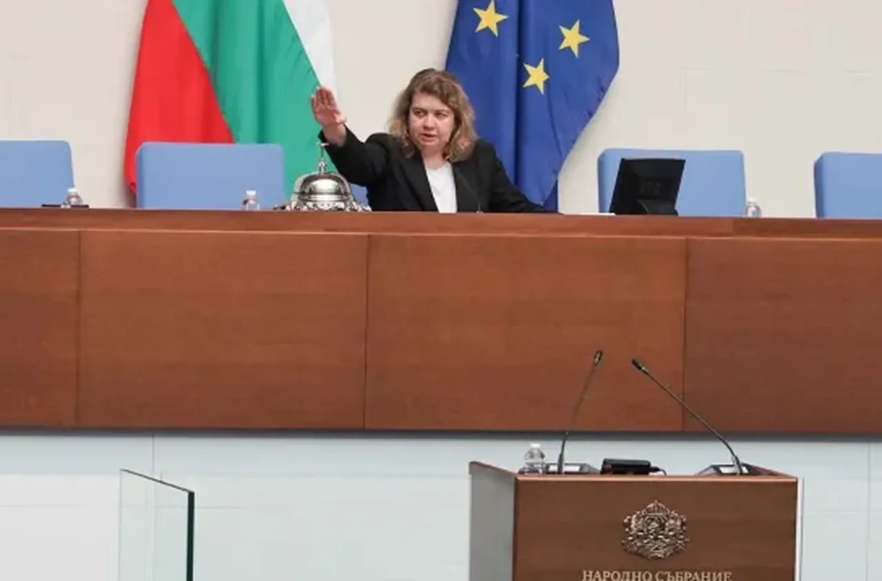 Наталия Киселова: Оттеглям се, за мен беше чест!