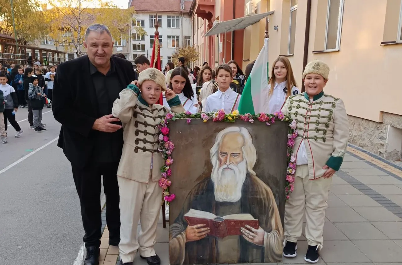 Сапарева баня избра българските будители пред Хелоуин