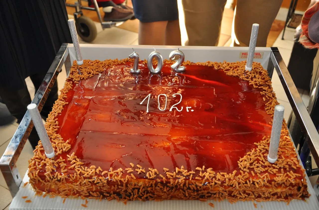 102 години живот – Надежда Георгиева от Разлог отпразнува своя юбилей