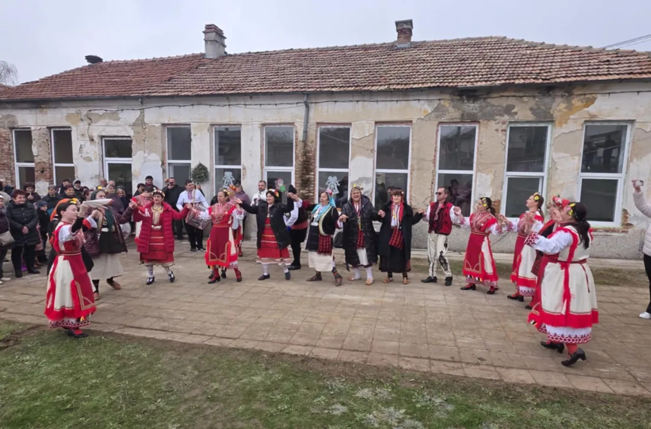 След 21 години тишина - училището в Рилци отново оживя