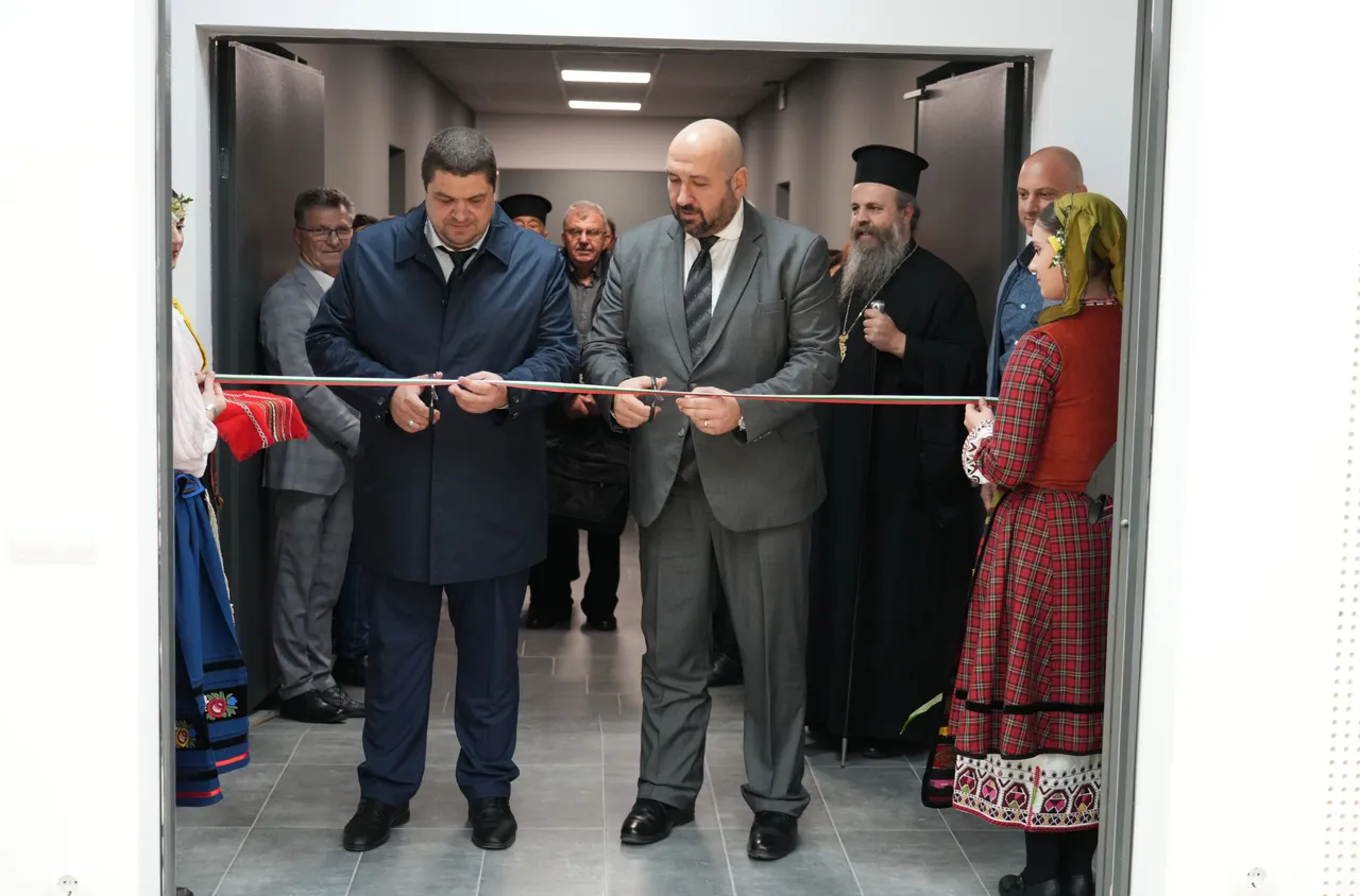 Откриха официално новия хореографски комплекс в ЮЗУ "Неофит Рилски“