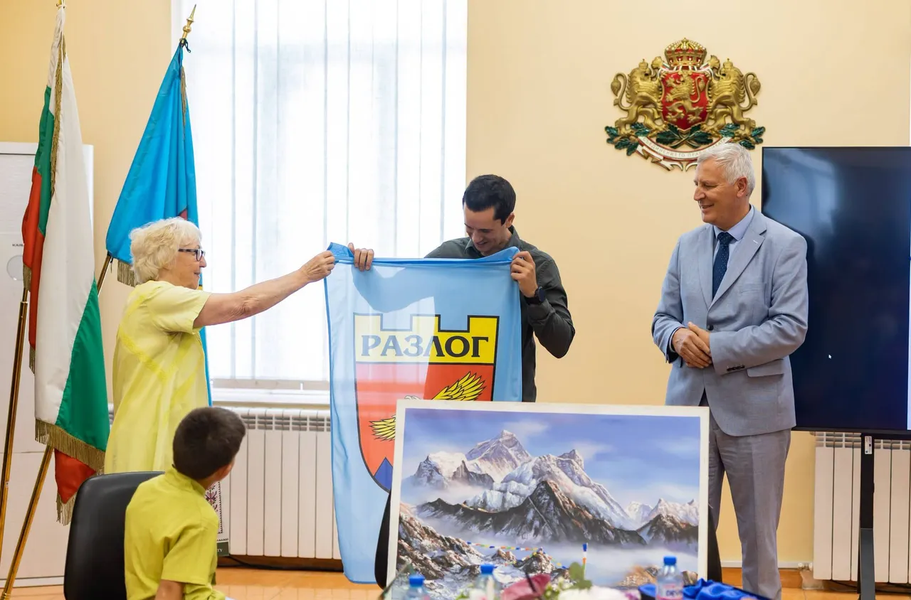 Разлог посрещна като герой Георги Колевичин