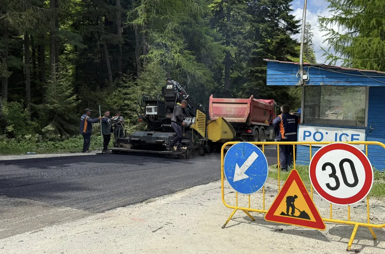 Рехабилитация на пътя между Бели Искър и курорта Боровец