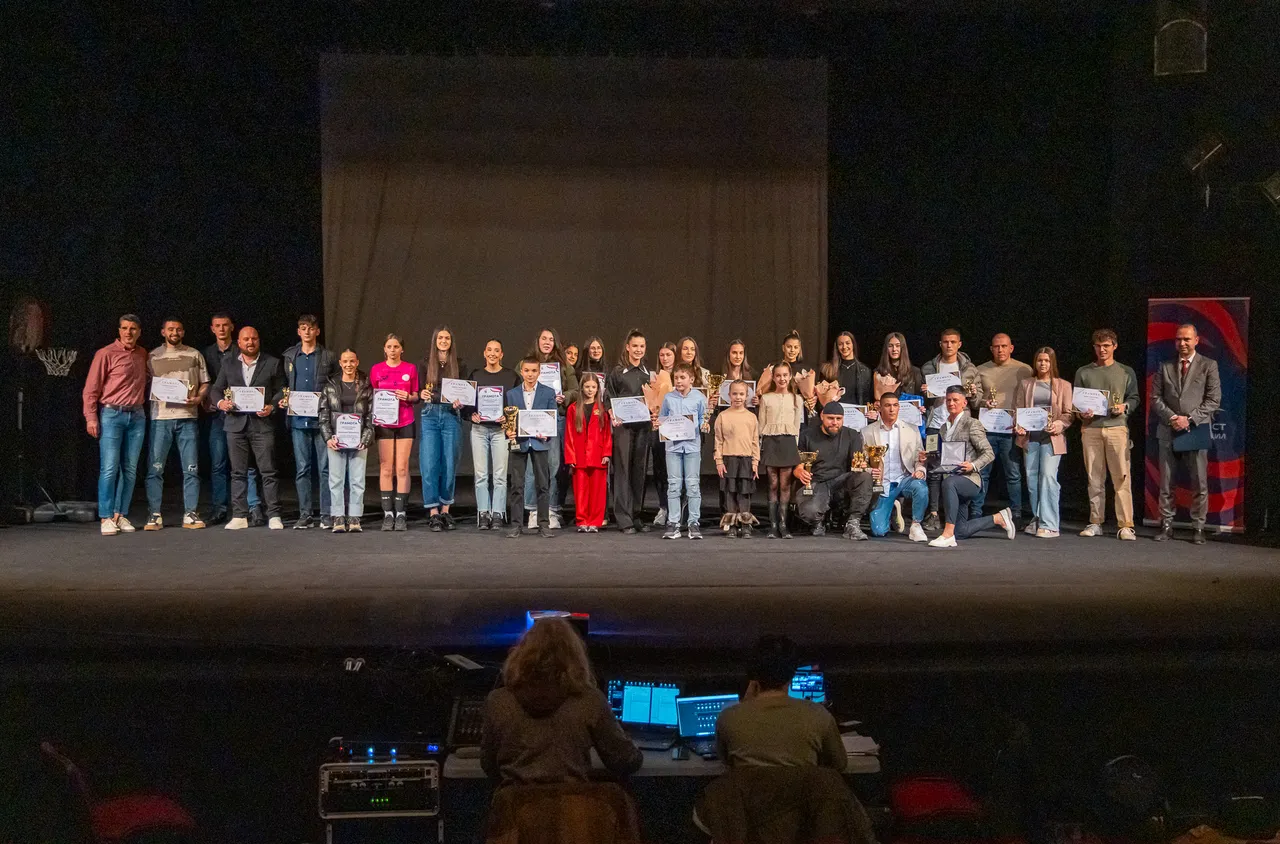 Кюстендил награди най-добрите си спортисти за 2025 година