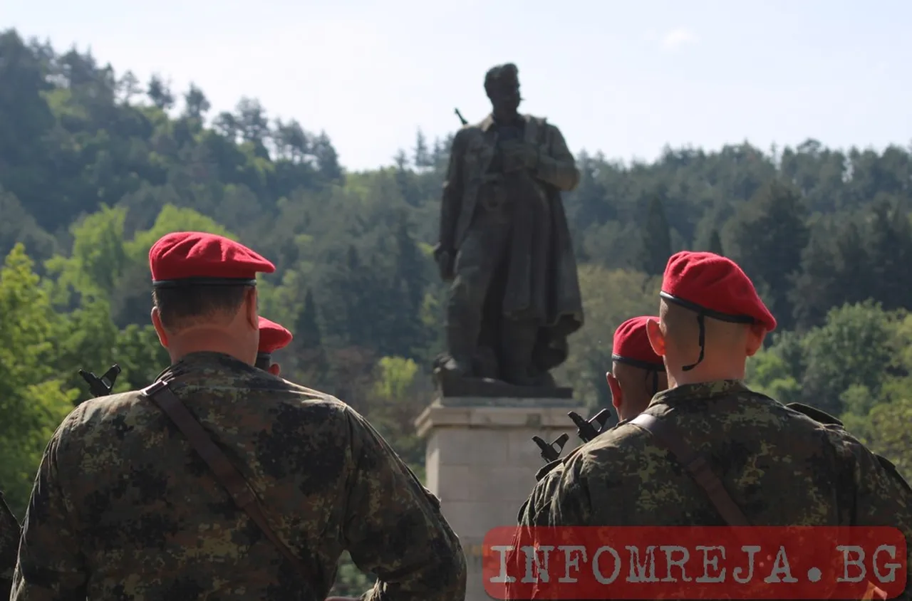 Благоевград се преклони пред паметта на Гоце Делчев