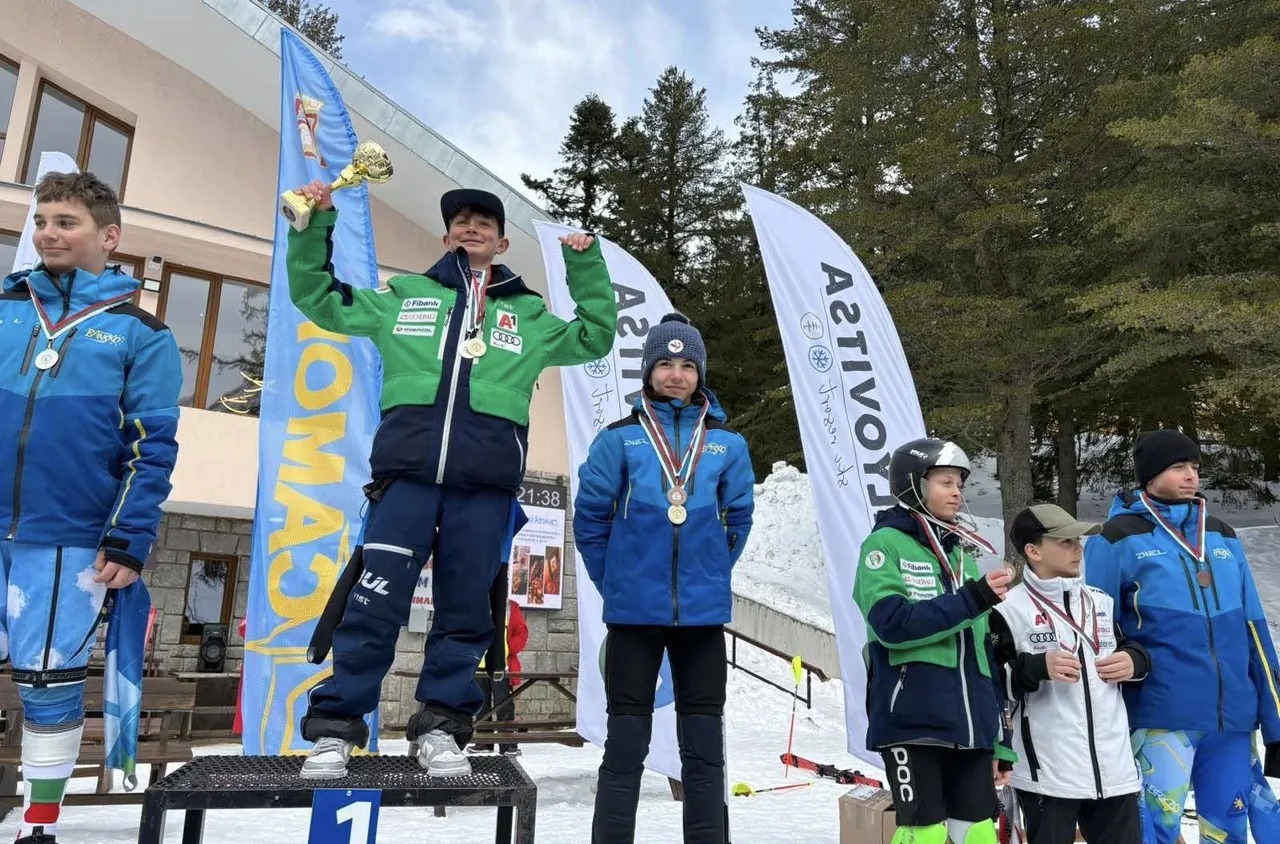 Шест златни отличия за скиорите на СК  "Юлен" от купа "Мальовица"