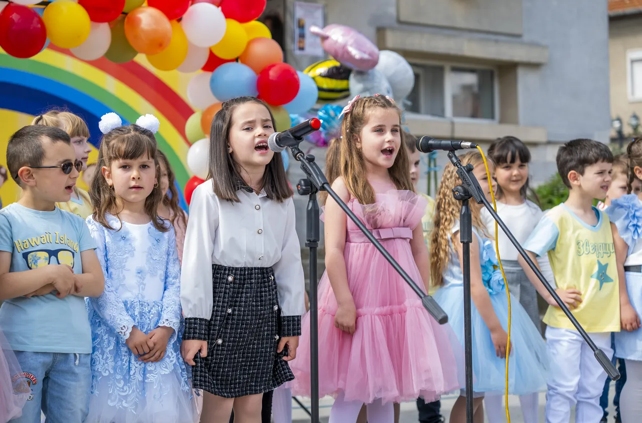 Якоруда отбеляза Международния ден на детето с голямо детско шоу