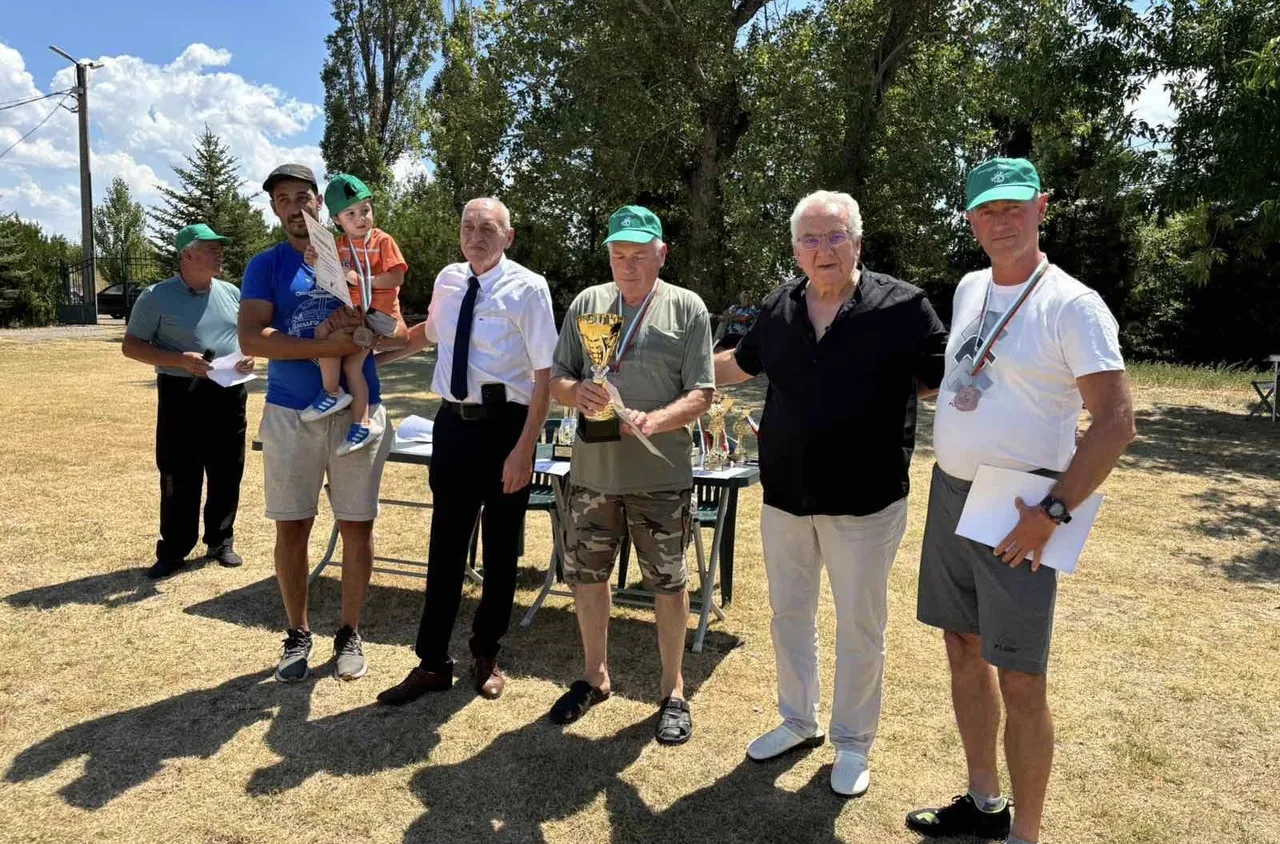 Ловци от Кюстендил на състезание по спортна стрелба