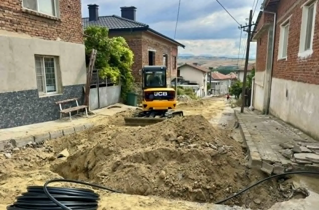 Започна обновяване на водопроводната мрежа в с. Склаве