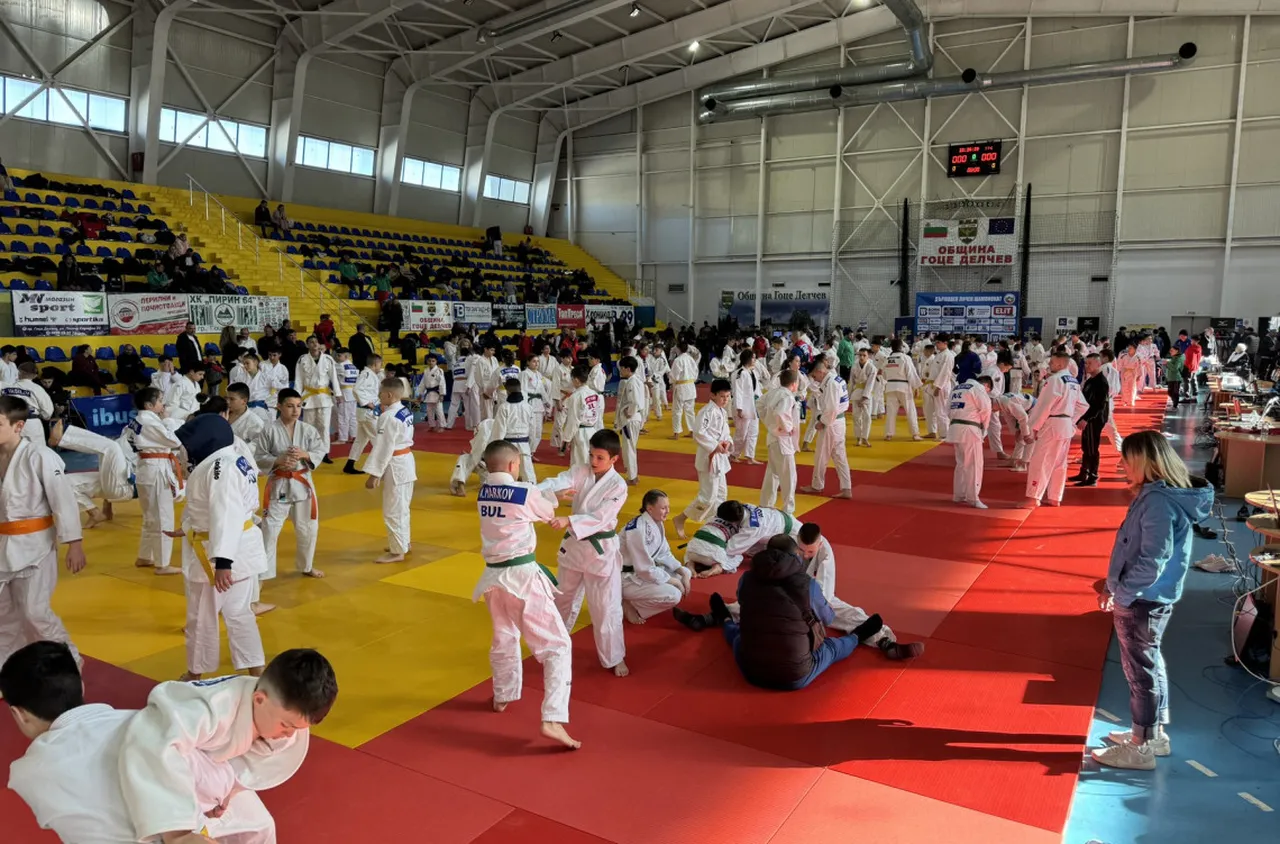 Държавното по джудо събра млади таланти в Гоце Делчев