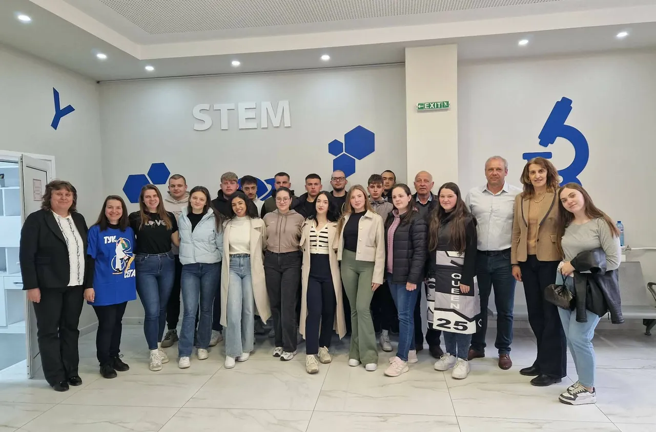 Ученици от Сатовча се обучаваха по финансова грамотност