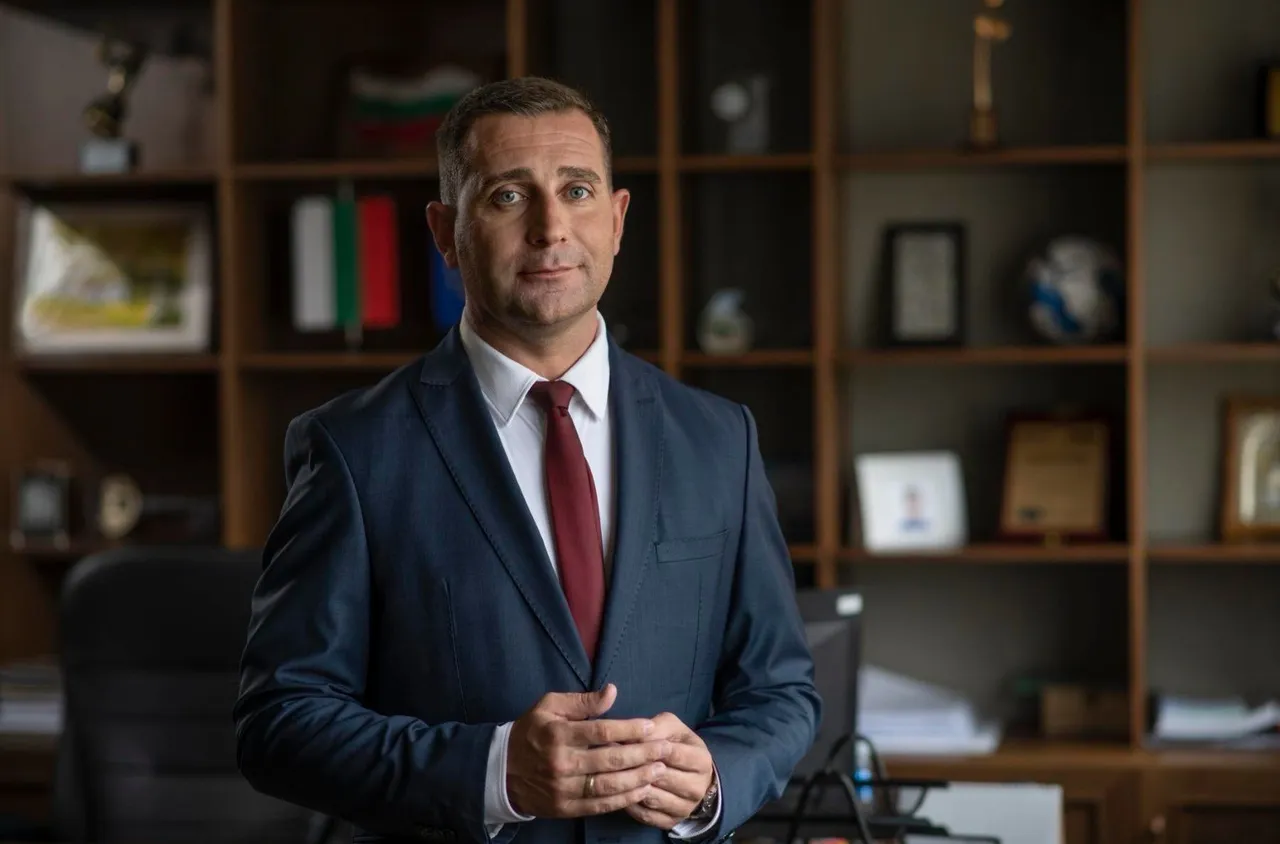 Поздравителен адрес от кмета на Самоков Ангел Джоргов